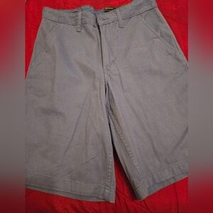 Mens blue dressy shorts. Size 30 waist. 2 front pockets and 2 back. NWT.